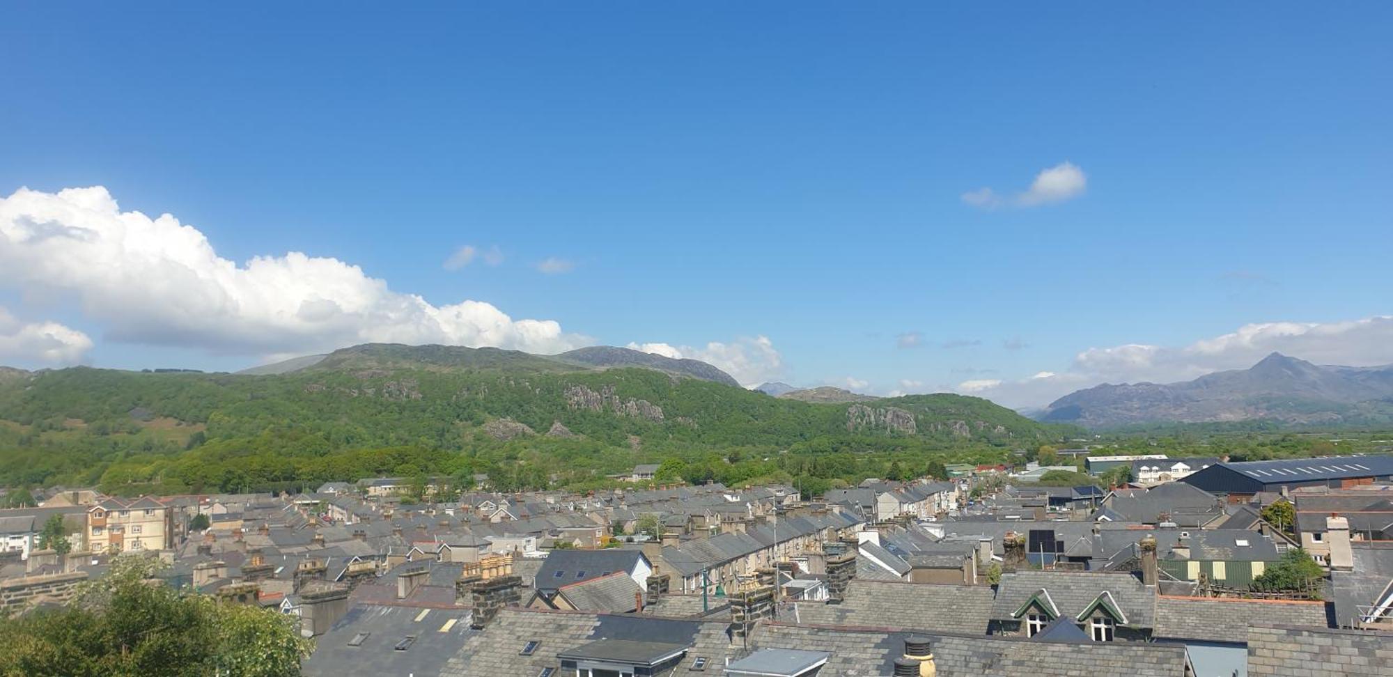 Porthmadog, Sleeps 11, 5 Bedrooms, 5 Bathrooms, Mountain Views Porthmadog