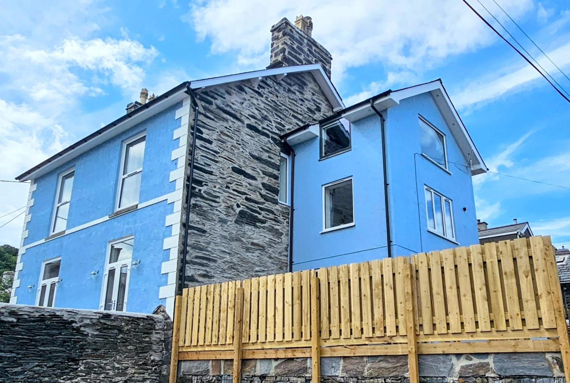 Porthmadog, Sleeps 11, 5 Bedrooms, 5 Bathrooms, Mountain Views Porthmadog