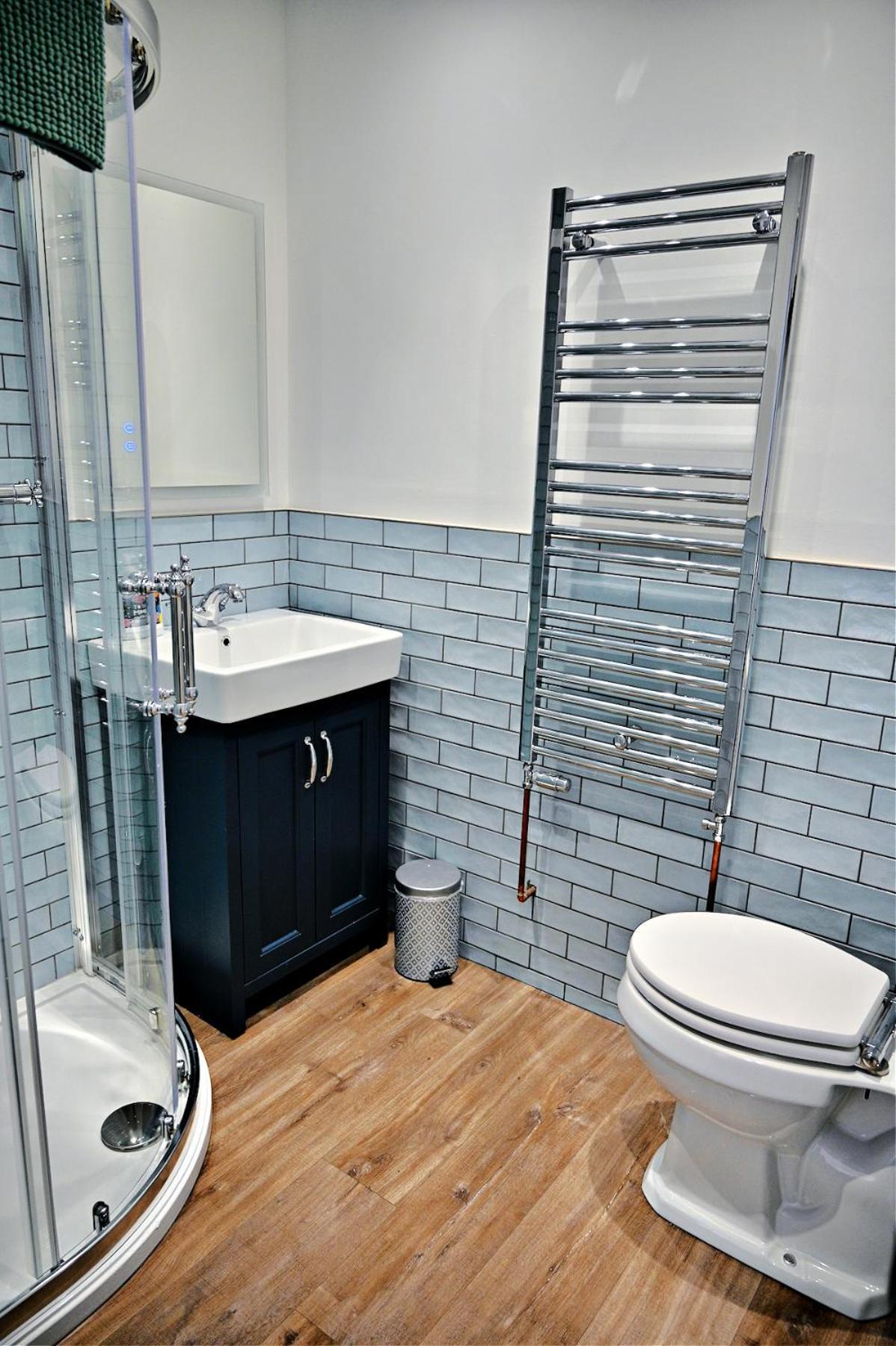 Porthmadog, Sleeps 11, 5 Bedrooms, 5 Bathrooms, Mountain Views